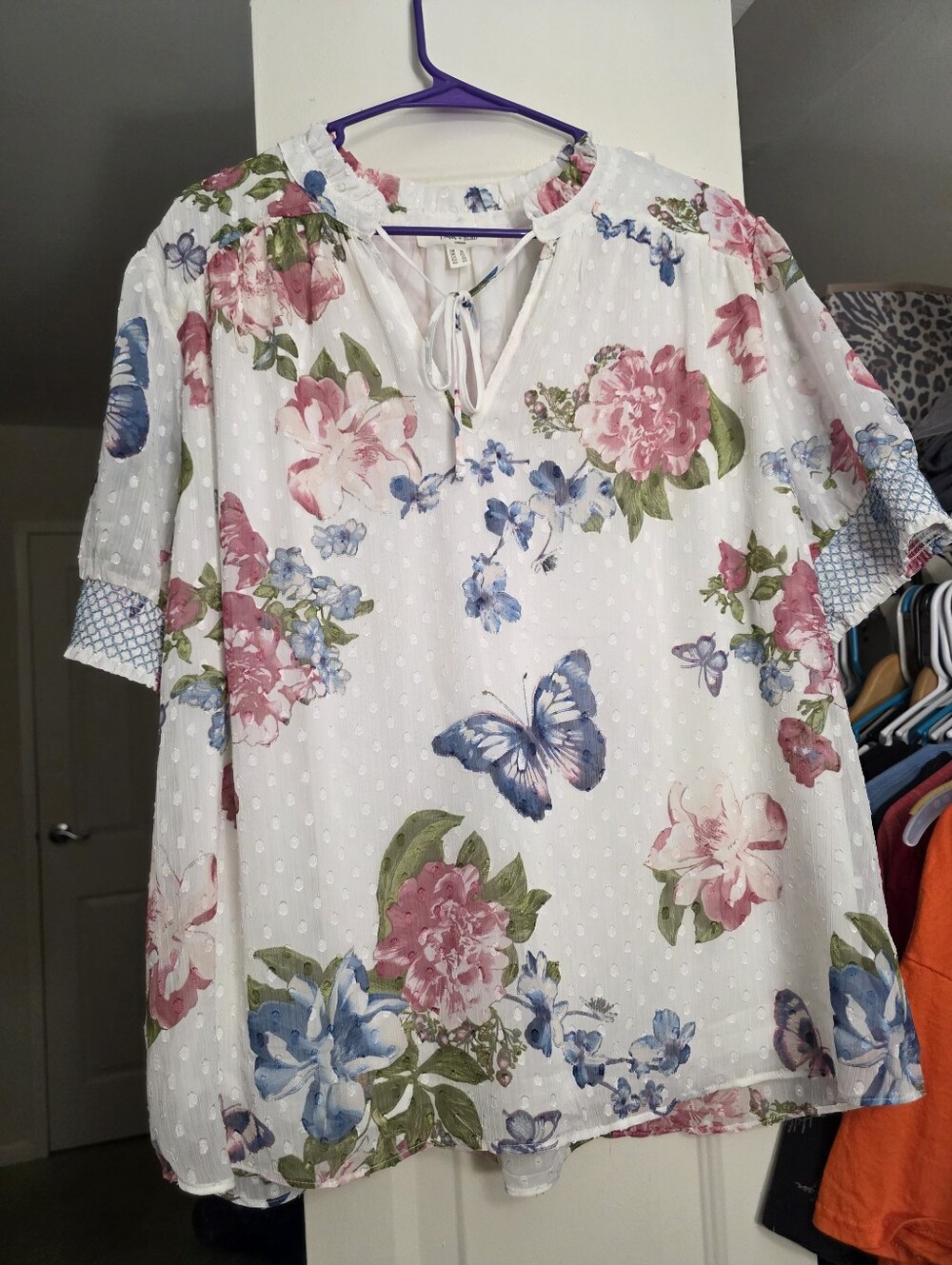 Women's White Floral & Butterfly Tie-Neck Blouse